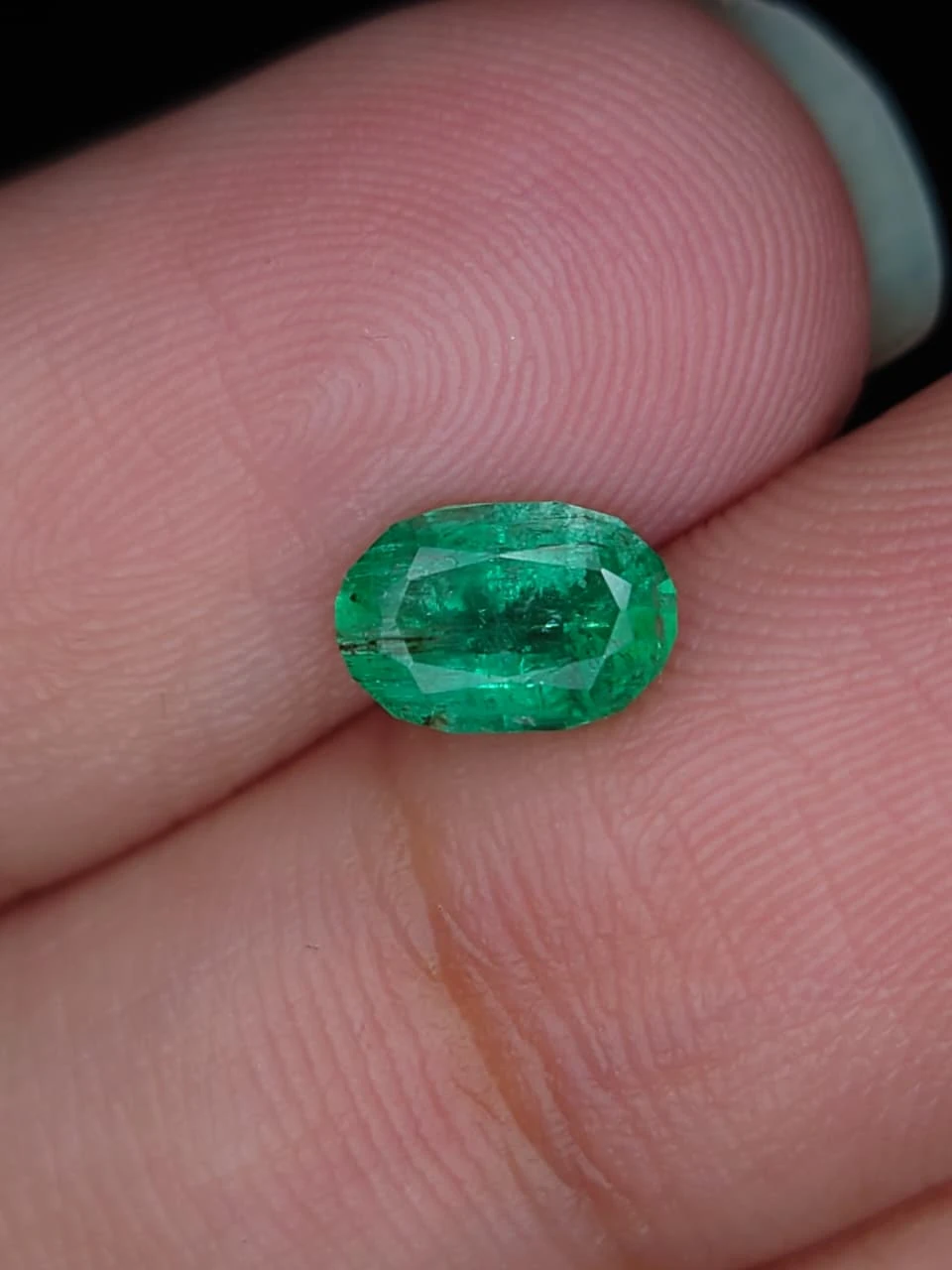 0.7ct Natural Oval Faceted Panjsher Emerald from Afghanistan — view 2